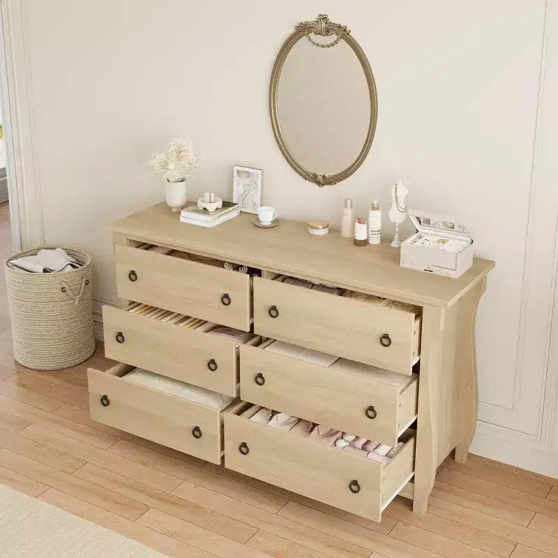 Commode en bois et rotin à 7 tiroirs et pieds incurvés - 132 cm L