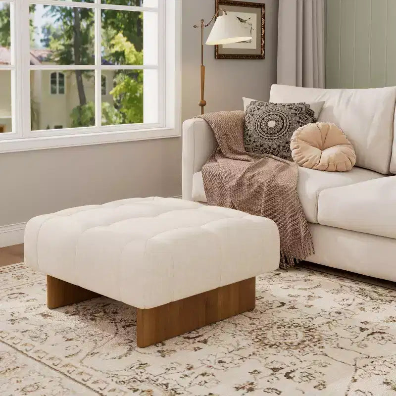 Pouf carré capitonné en lin Pieds en hévéa 80 cm (l) x 42 cm (H)