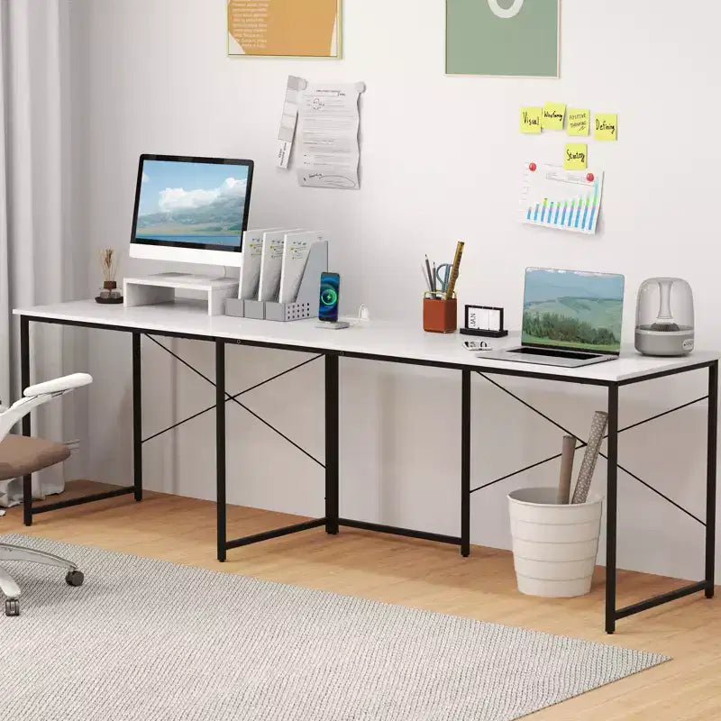 Bureau d'angle en métal pour 2 personnes avec prises électriques et étagère pour écran 95"L 56 lb