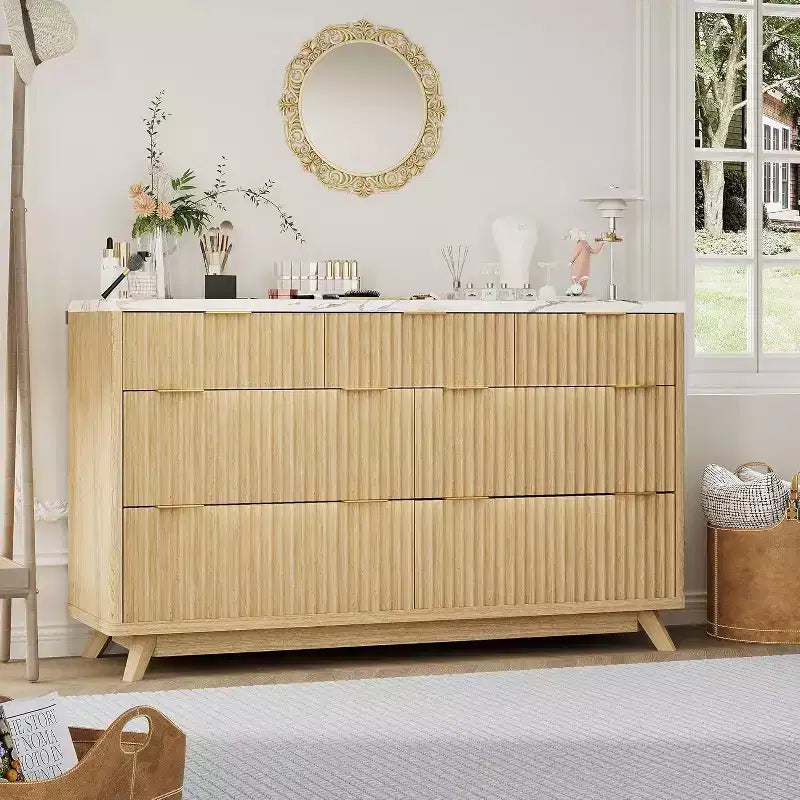 Commode cannelée en MDF à 7 tiroirs 137 cm L 60,3 kg